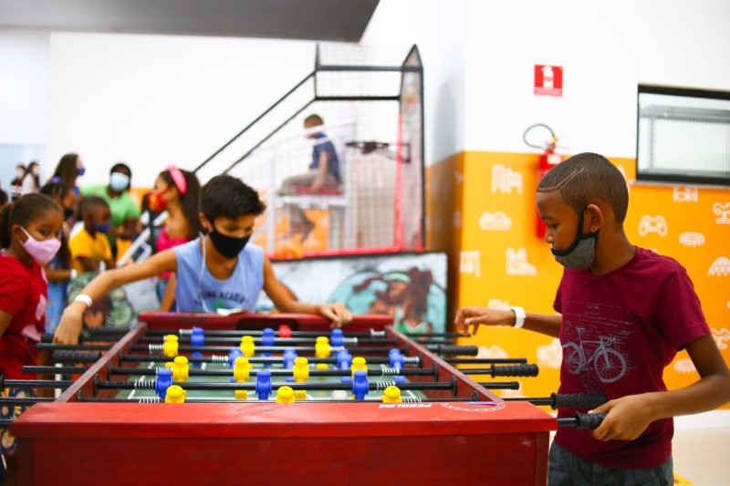 Shopping da Criança e Praça da Família são entregues pelo governador Flávio Dino a população de Bacabal