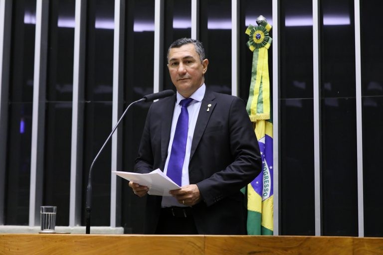 Comissão rejeita cassação de CNPJ de empresas que violarem direitos de crianças em manifestações artísticas