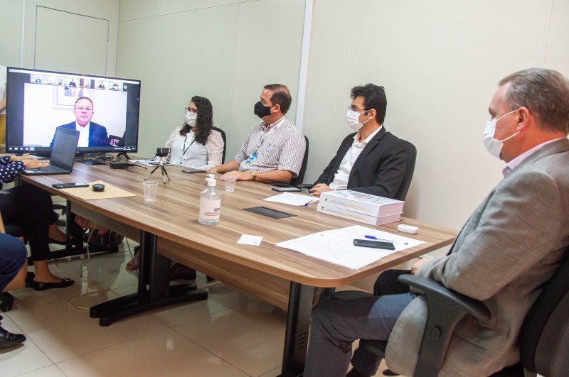 Carlos Brandão participa da entrega do Sumário Executivo do Bioma Cerrado e Sistema Costeiro
