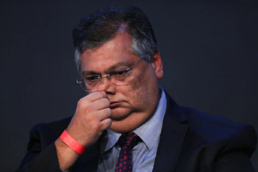 Flávio Dino pode ser convocado para explicar visita ao Complexo da Maré no Rio