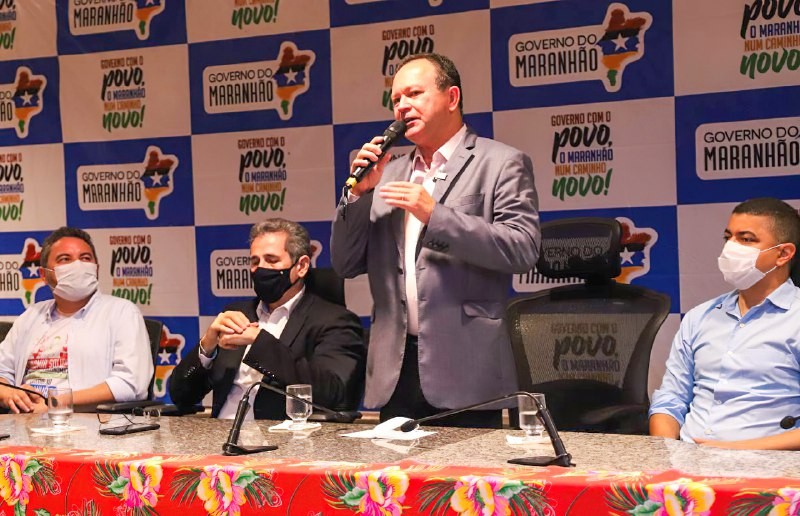 Vice-governador Carlos Brandão entrega equipamentos do programa Maranhão Mais Justo e Solidário a 28 municípios
