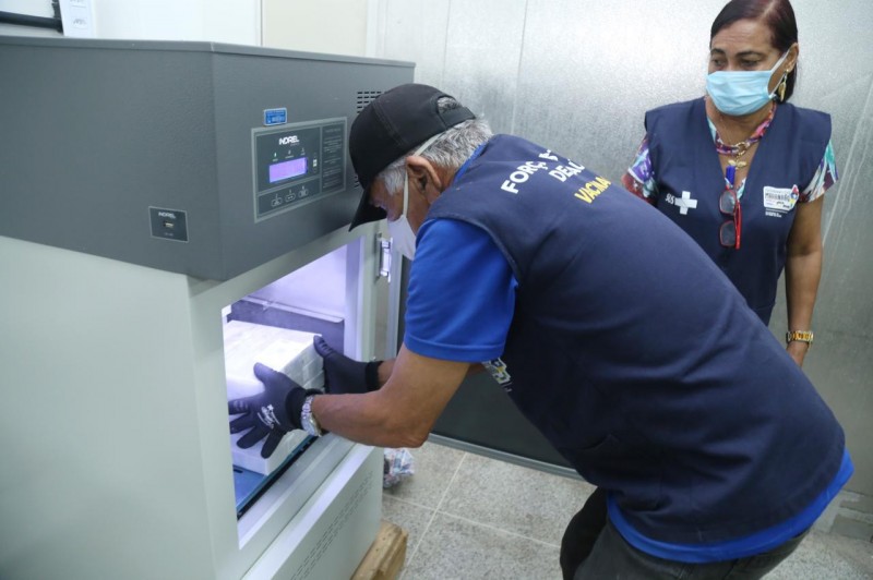 Maranhão recebe novo lote de vacinas Pfizer e CoronaVac com 111.340 doses