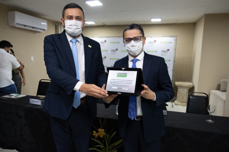 Governo reúne gestores de unidades de saúde para avaliação e planejamento de ações