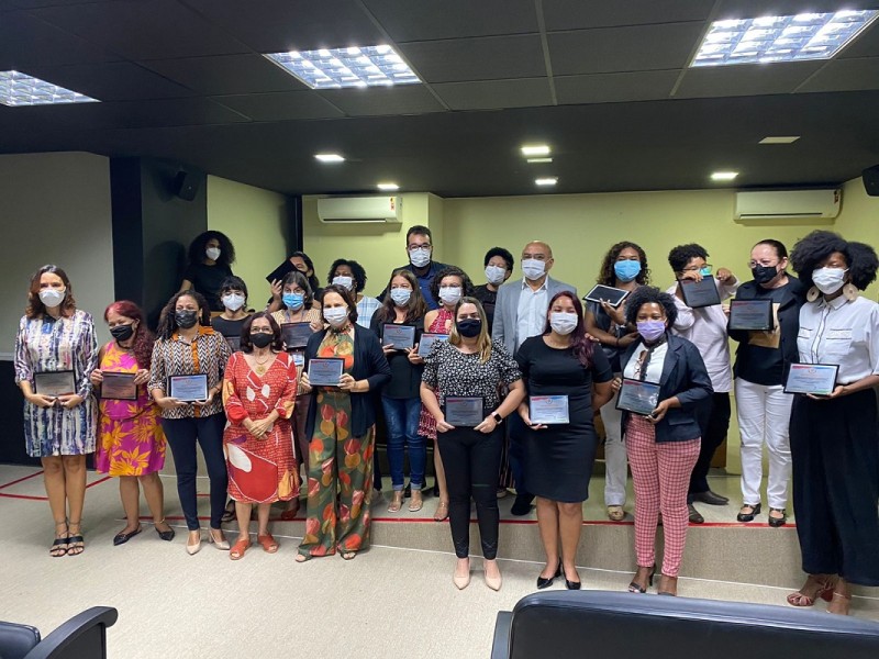 Governo homenageia mulheres maranhenses por sua atuação no enfrentamento ao trabalho escravo no dia do bicentenário de Maria Firmina