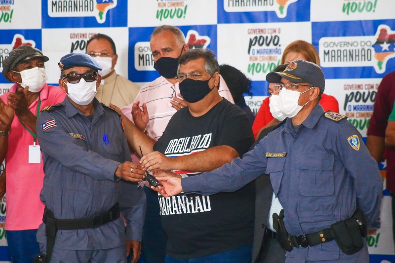 Governador Flávio Dino reforça segurança em Zé Doca e região com novas viaturas