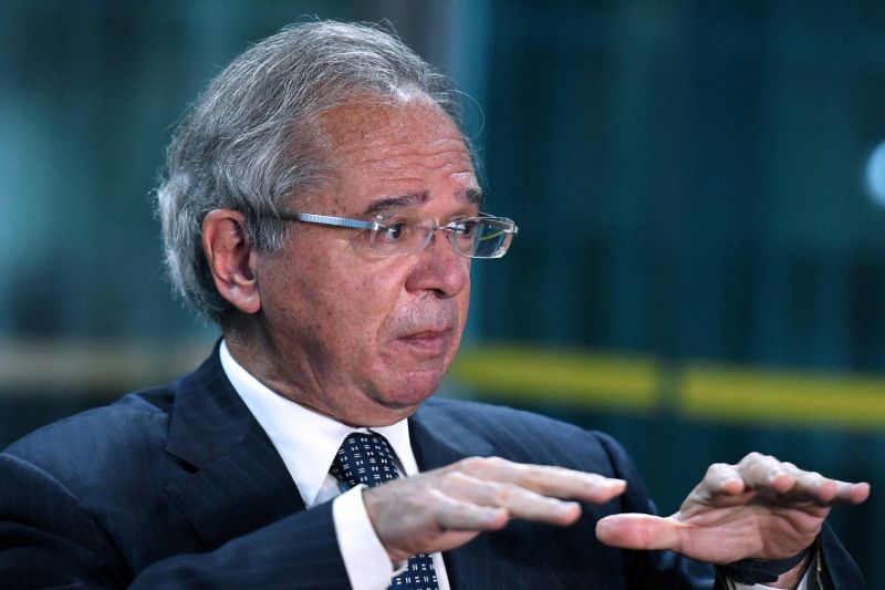 Embaixador chinês rebate Guedes: 'principal fornecedor das vacinas' 