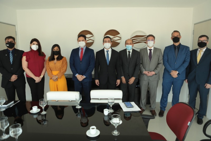 PGE e OAB se reúnem em diálogo para atuação conjunta em favor da advocacia maranhense