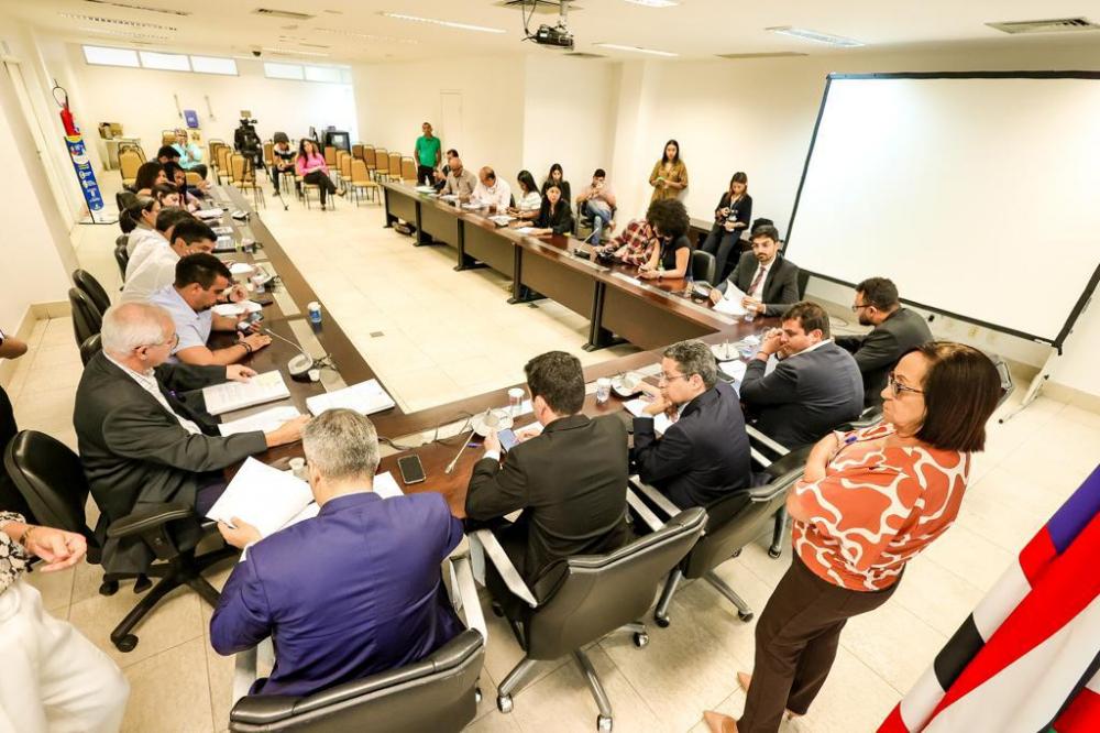 CCJ aprova parecer à MP que reduz taxa de fiscalização de transporte de grãos