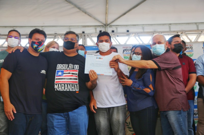 Flávio Dino inaugura 70º Restaurante Popular em Turiaçu e entrega obras e benefícios em São João Batista