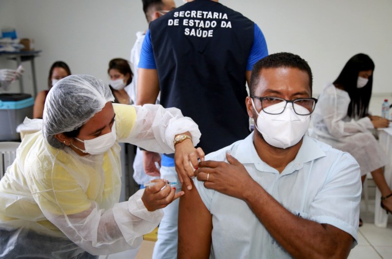 Governo leva Mutirão de Vacinação da Dose Premiada para Paulino Neves e Barreirinhas