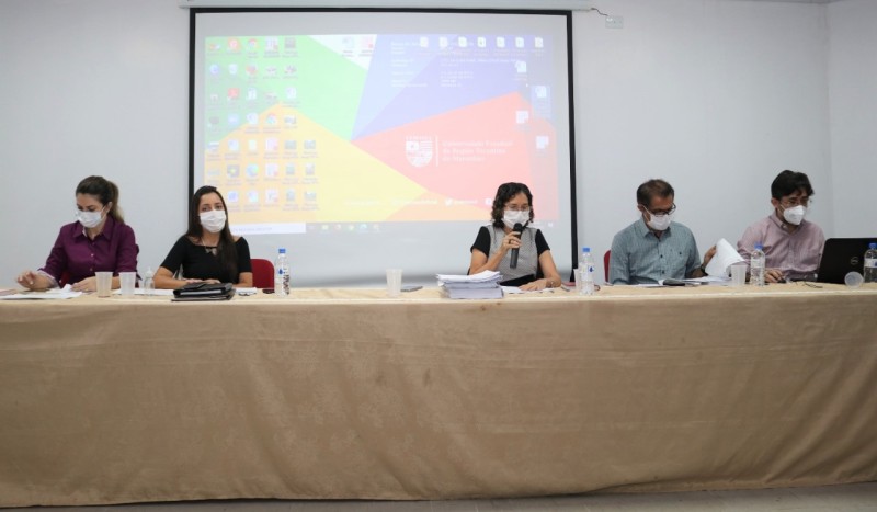 Conselho Universitário UEMASUL aprova concessão do primeiro Título Doutor Honoris Causa