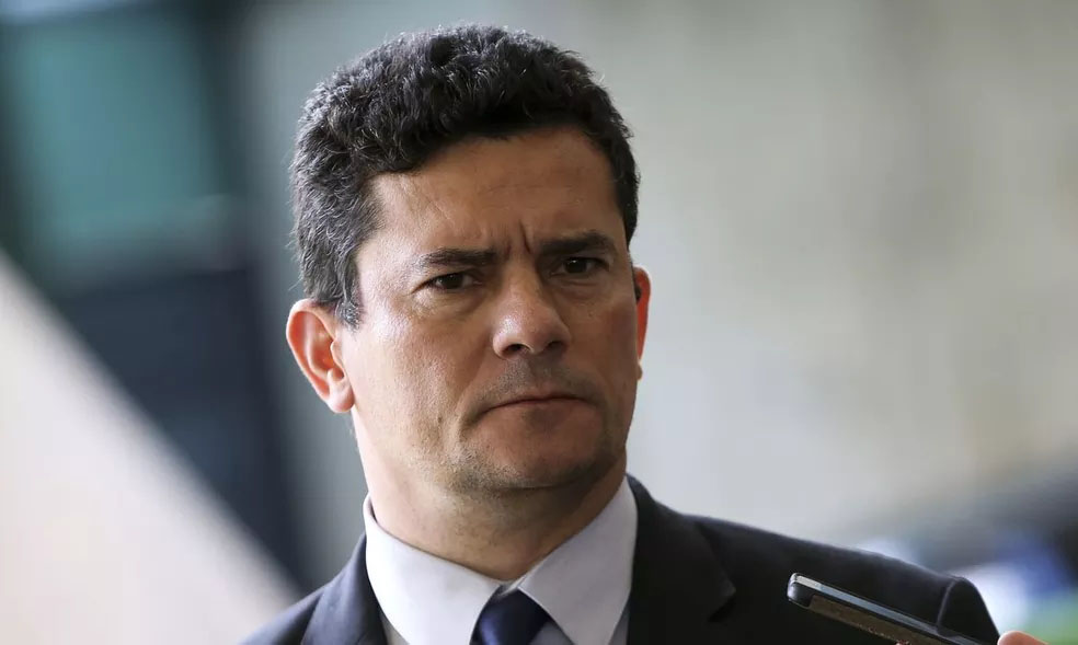 Um dia após fala de Lula sobre Moro, PF desarticula quadrilha que sequestraria e mataria o senador