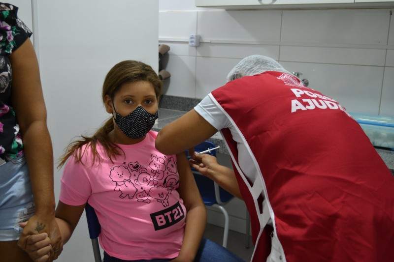 Governo realiza ação de vacinação contra a Covid-19 para o público infantil, no Shopping da Criança