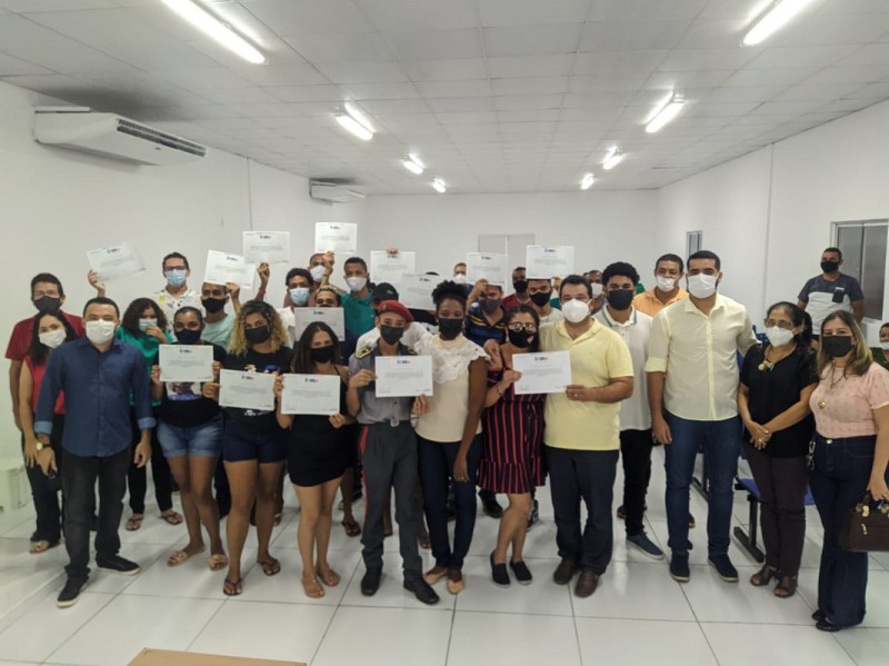 Centro de Referência da Juventude de Caxias certifica 80 alunos em parceria com o IEMA