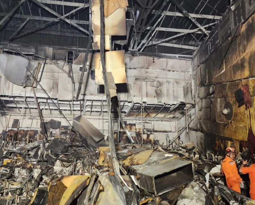 Uma das duas vítimas do incêndio no shopping Rio Anil morreu asfixiada segundo o IML 