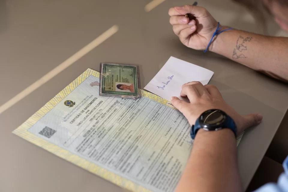 Mudança de nome e sexo de pessoa transgênero em cartório cresce 314% em 5 anos no Maranhão