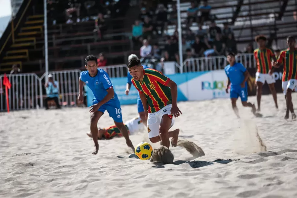 Sampaio vence e avança às semifinais da Libertadores de futebol de areia