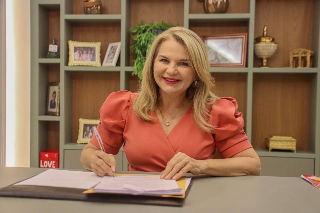 Prefeita de Lago da Pedra - MA Maura Jorge é afastada do cargo pela Justiça por fraudes em licitação