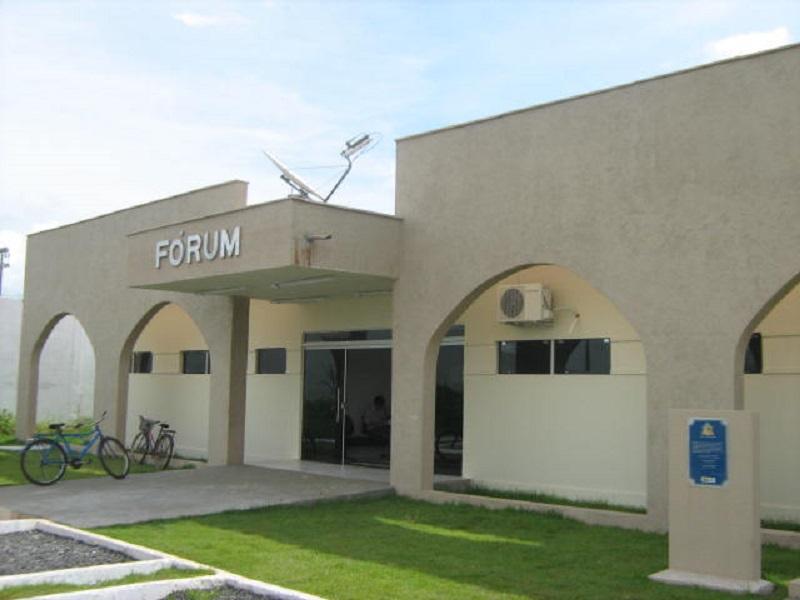 Justiça condena homem a 12 anos de prisão por matar companheira a facadas em Carolina - MA