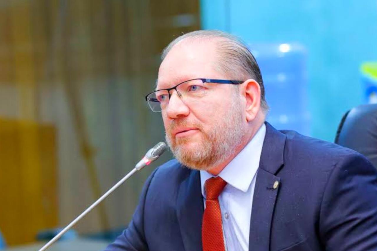 Partido de Othelino Neto tenta anular no STF a vitória de Iracema Vale na eleição da Assembleia Legislativa