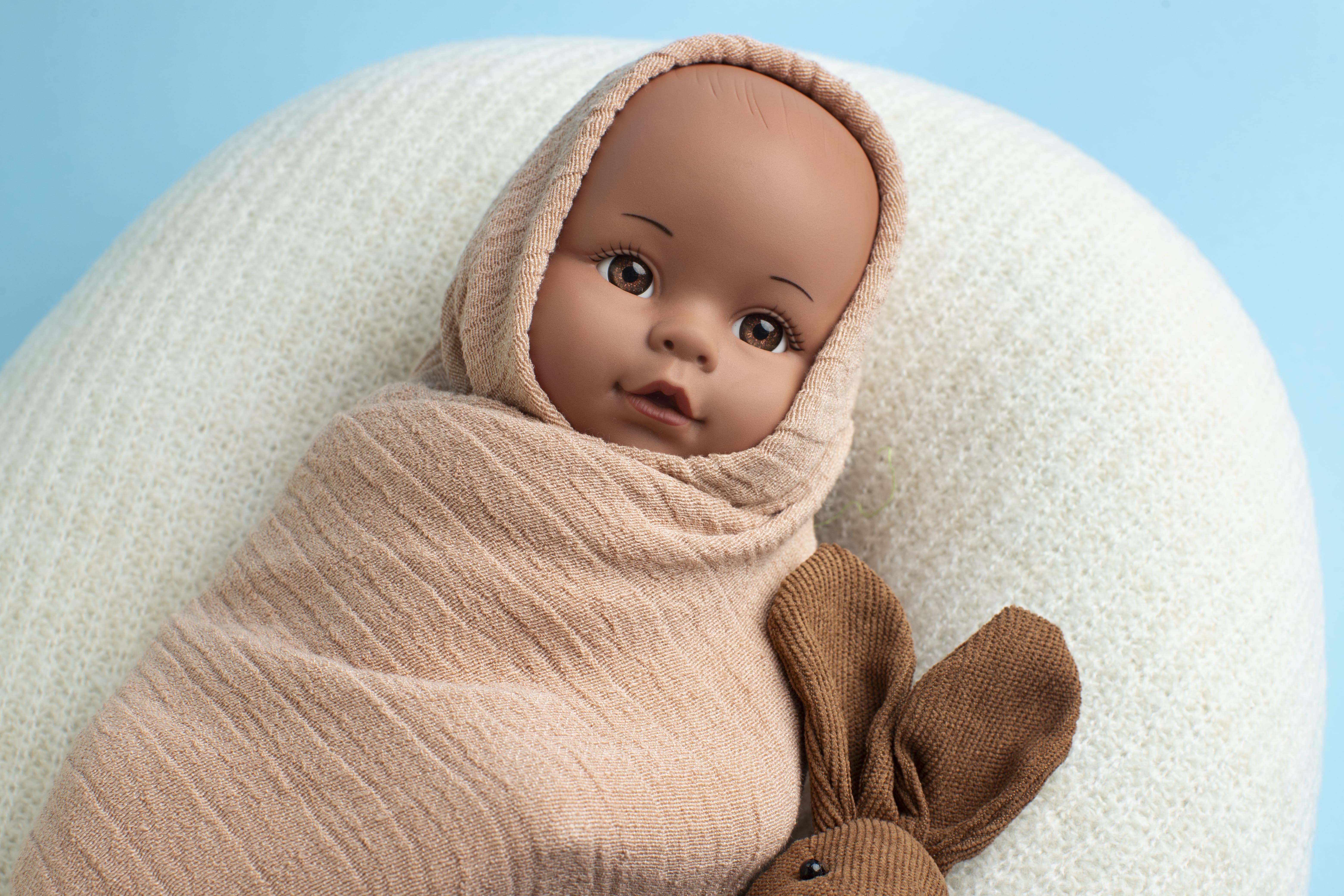 Especialista destaca uso de bebês reborn como ferramentas indispensáveis em aula