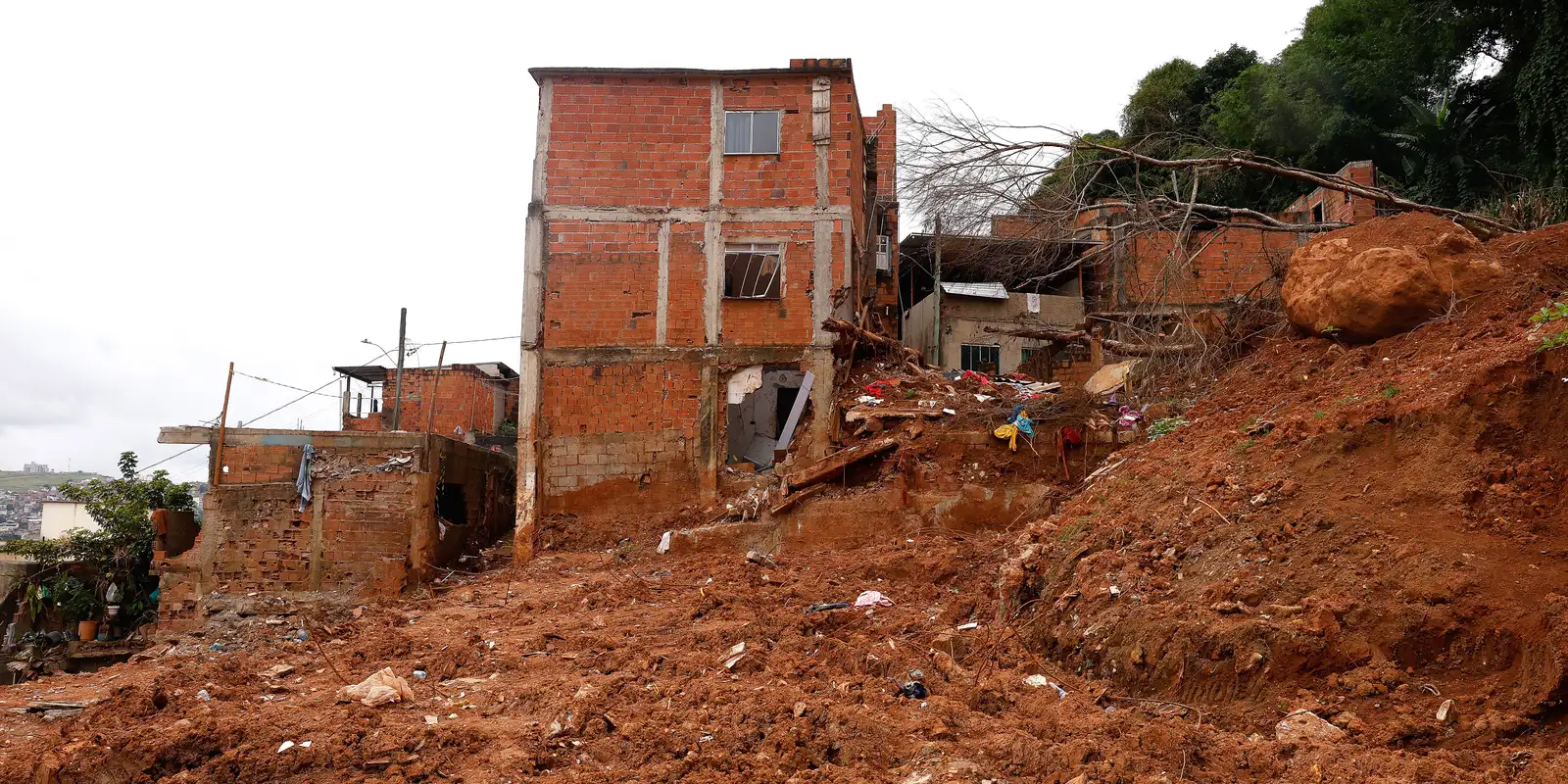Governo libera R$ 75,3 milhões em Auxílio Reconstrução para atingidos por chuvas em Juiz de Fora e Ubá, MG