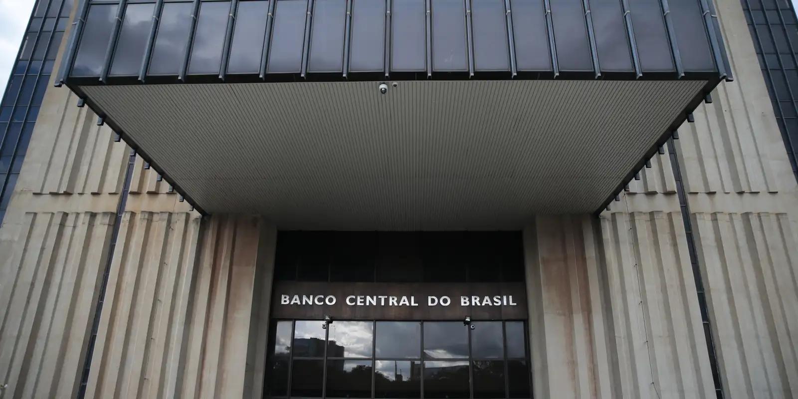 Projeção do mercado financeiro para a inflação de 2026 atinge 4,92%, aponta Boletim Focus