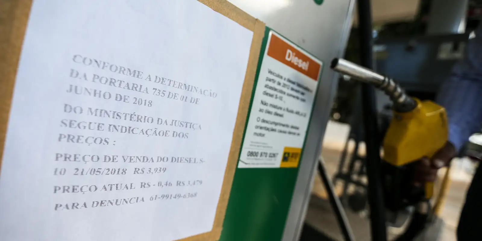 O preço do óleo diesel registra a quarta queda em cinco semanas, com dados da ANP