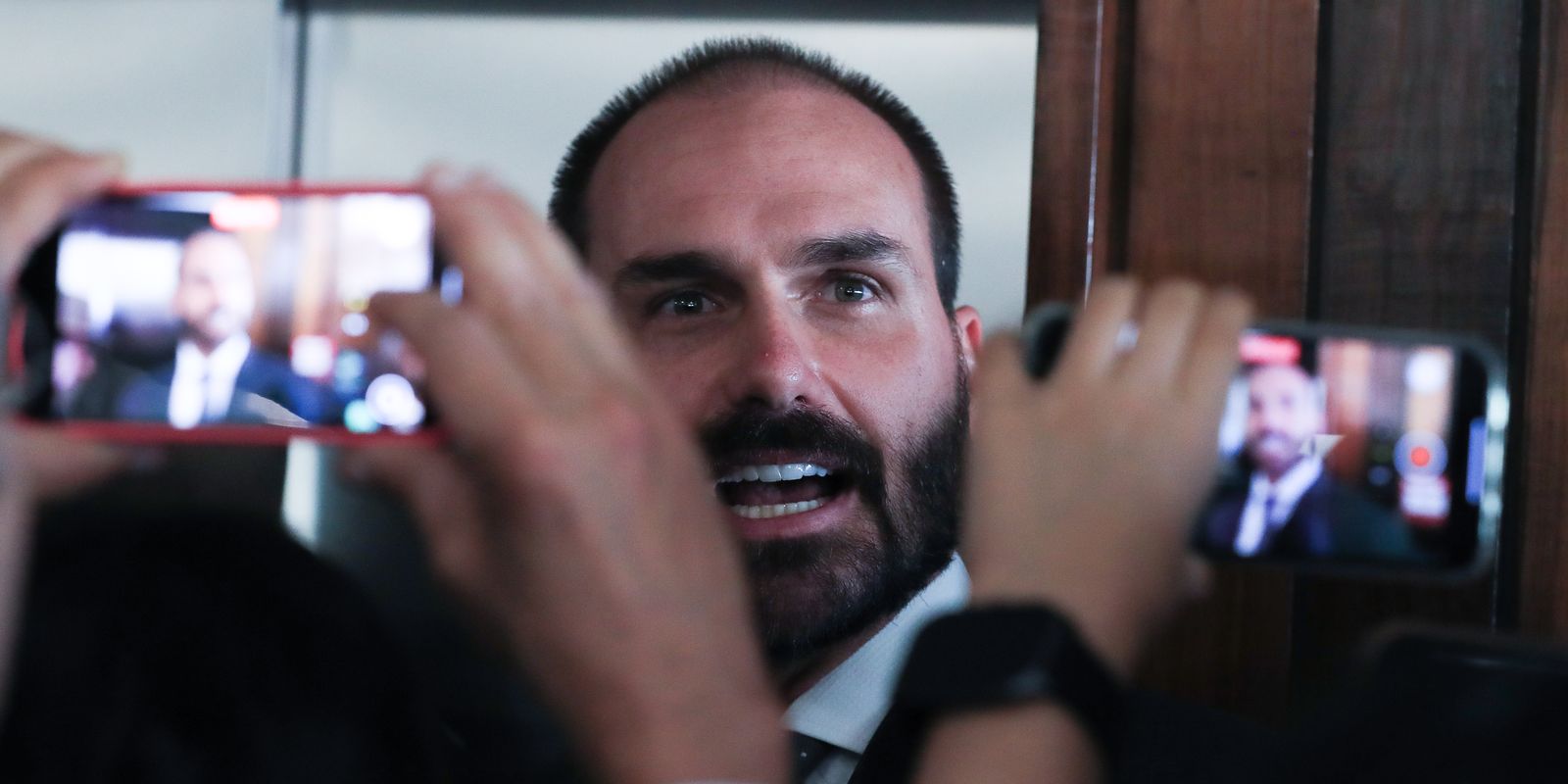 PGR pede condenação de Eduardo Bolsonaro no STF por coação no processo