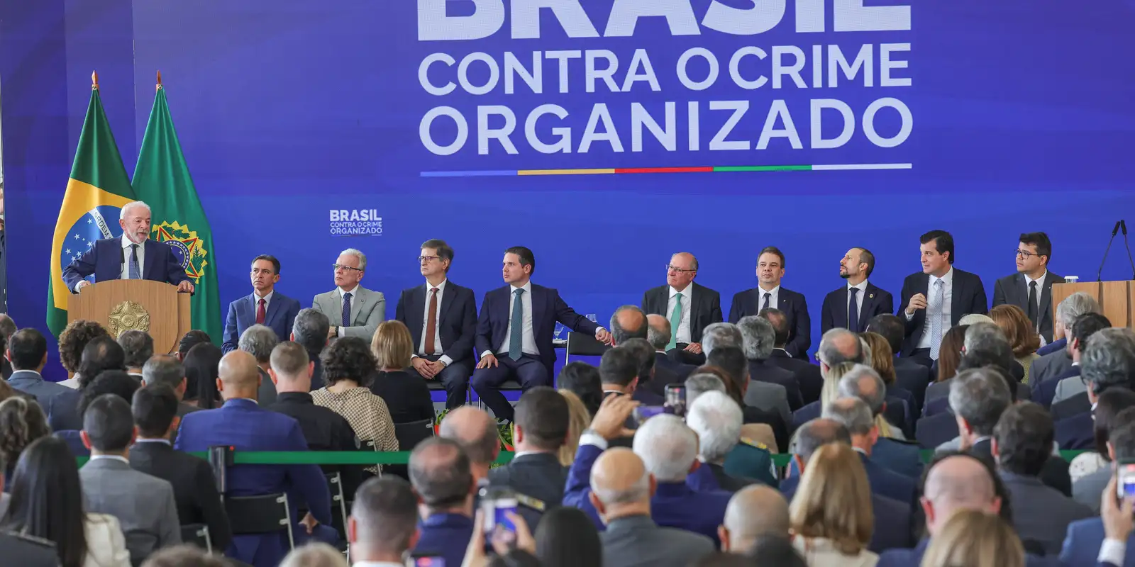 Governo lança programa Brasil Contra o Crime Organizado com foco em segurança pública
