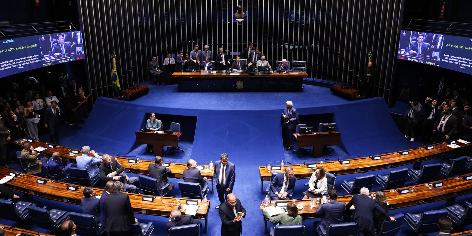 Davi Alcolumbre segura avanço da PEC do fim da escala 6x1 no Senado