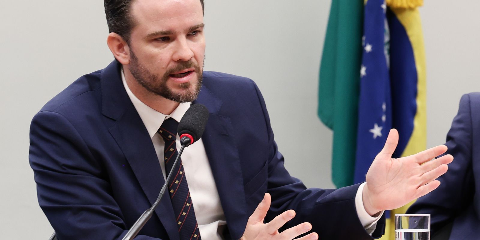 Ministro da Fazenda e STF debatem pautas-bomba e impacto fiscal