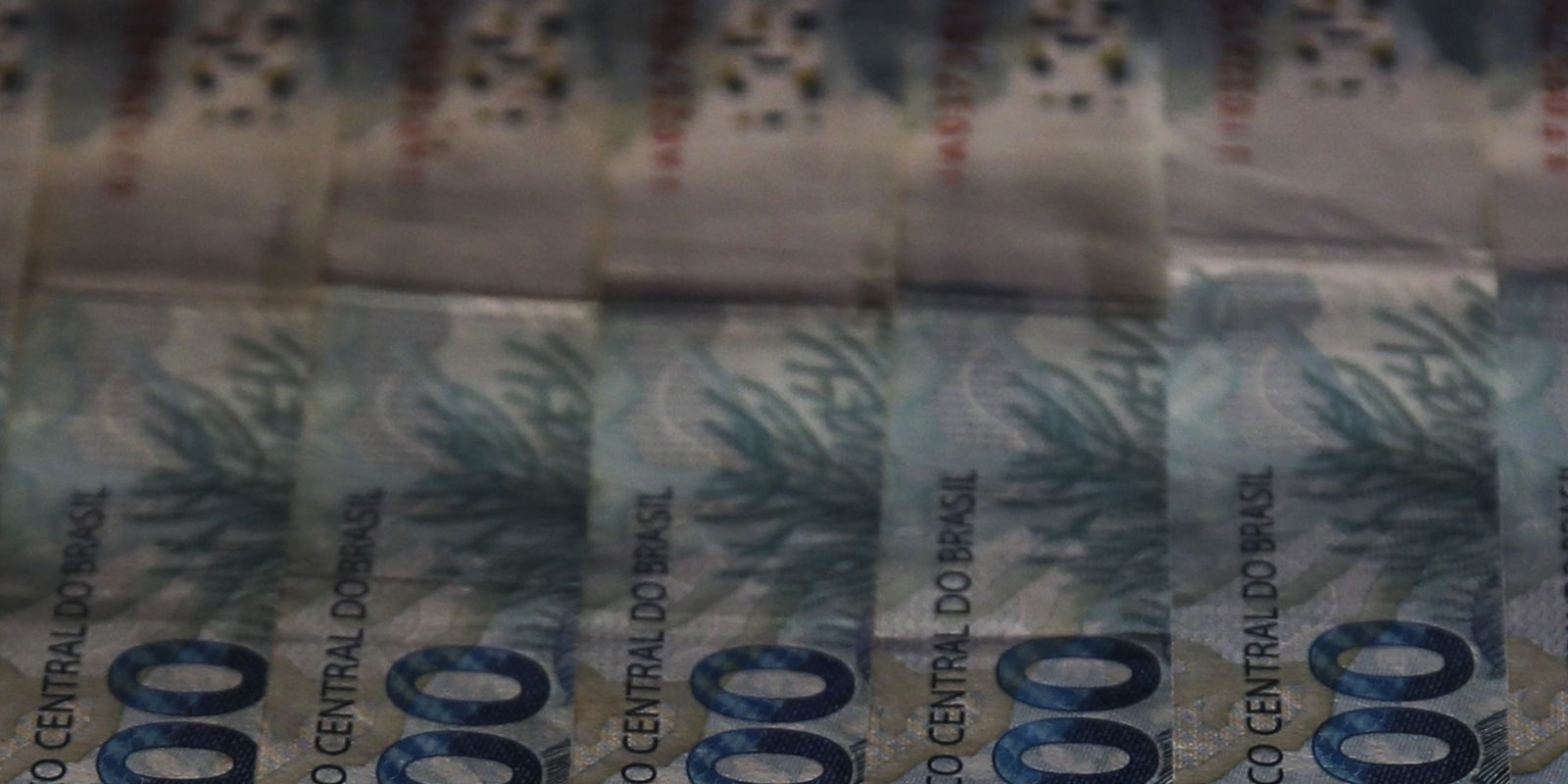 Redução de impostos e equilíbrio fiscal são prioridades da indústria para 2027-2030, aponta CNI
