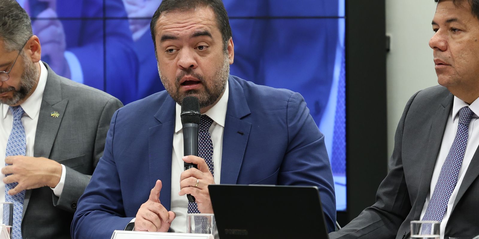 TSE mantém condenação de Claudio Castro, e STF decidirá futuro eleitoral do Rio