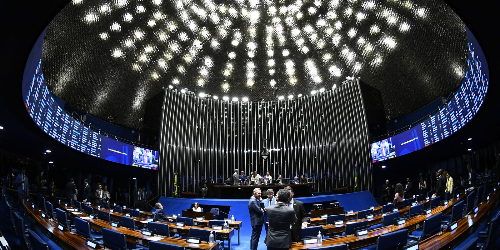 Congresso retoma atividades após recesso com calendário de esforço concentrado