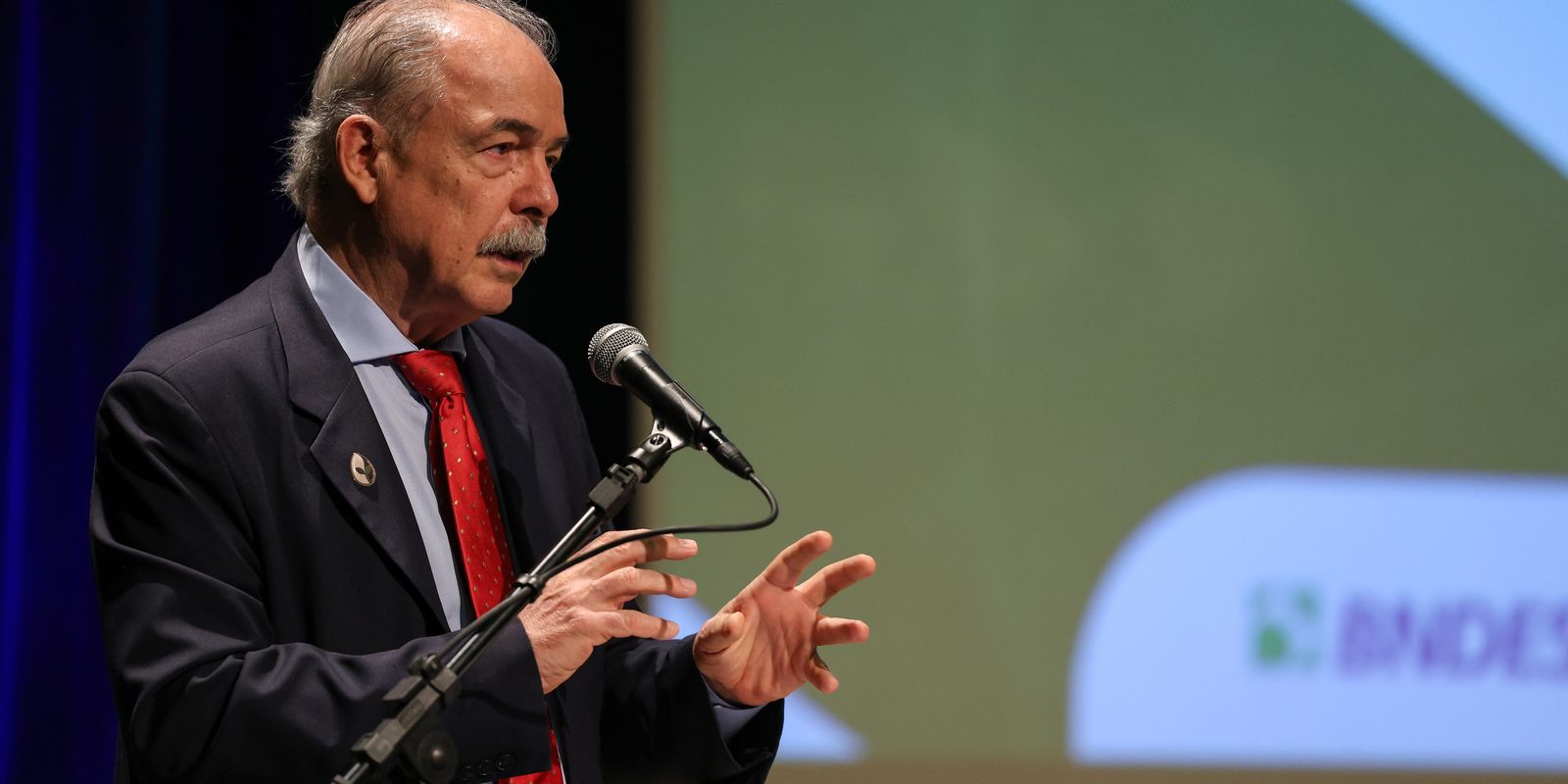 BNDES atinge lucro recorde de R$ 9,2 bilhões no primeiro semestre