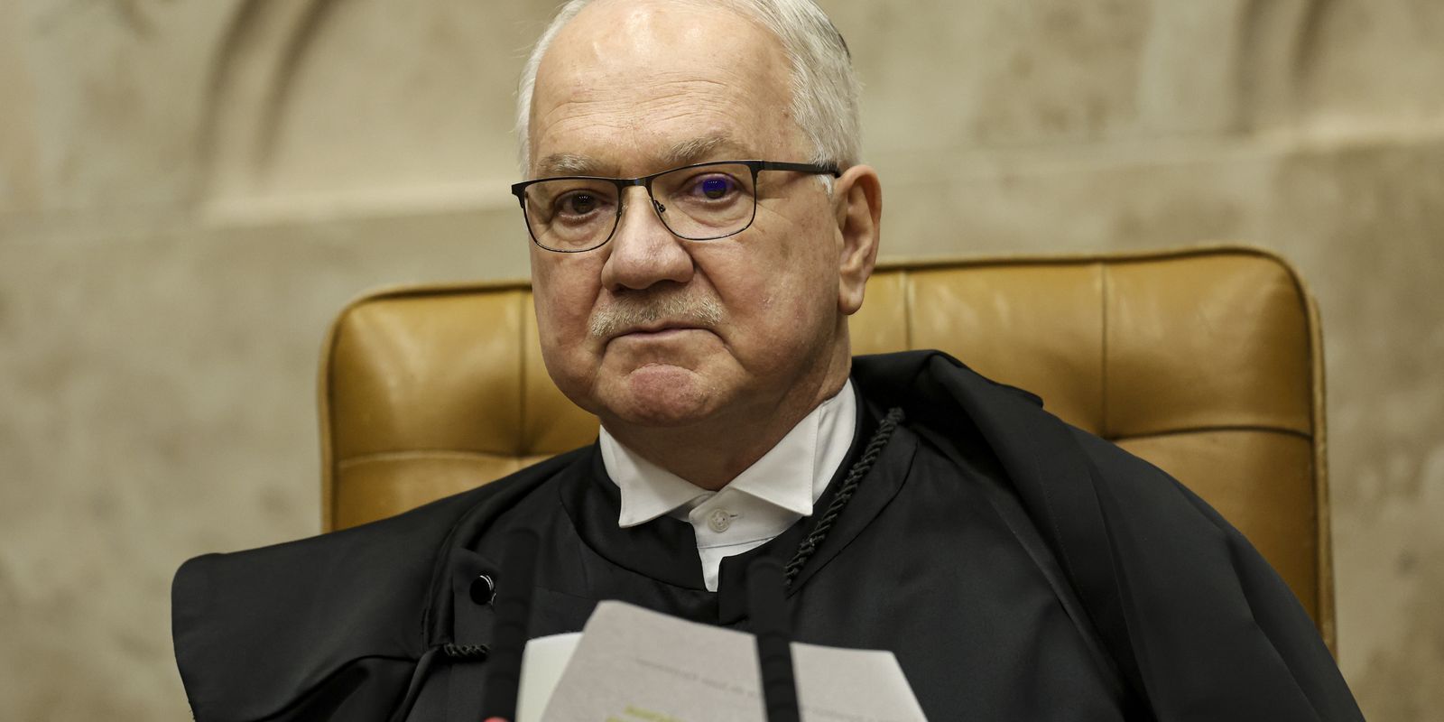 Críticas ao STF fortalecem a democracia, afirma Fachin na retomada dos trabalhos