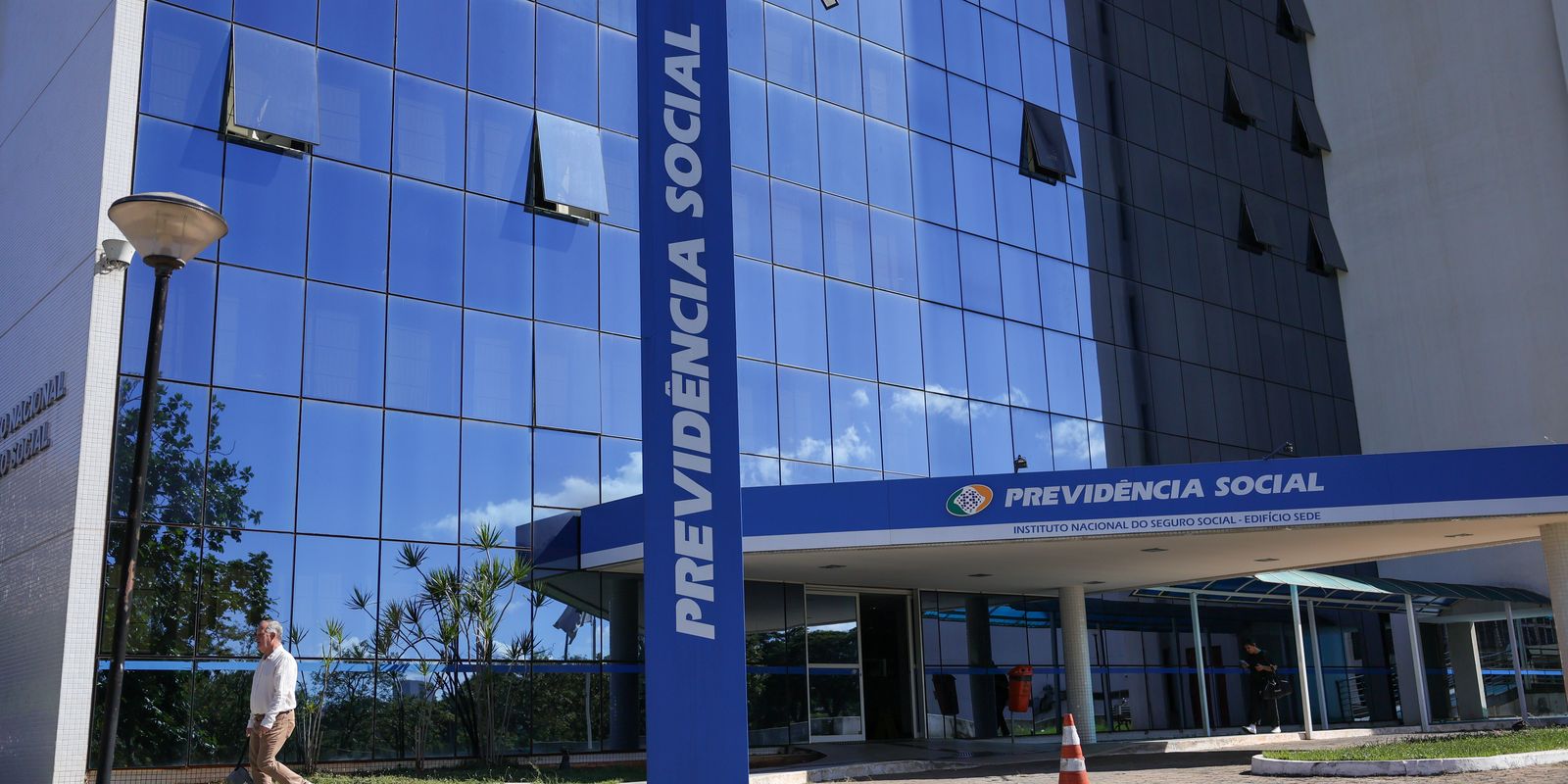 INSS volta a liberar empréstimo consignado sem biometria facial para aposentados