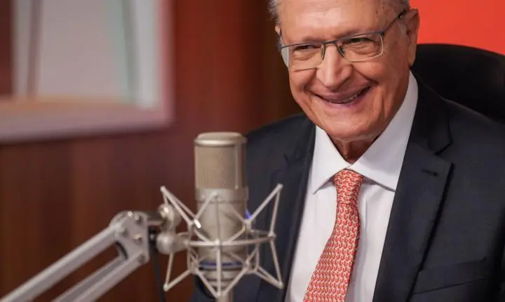 Alckmin conversa por telefone com vice-presidente da China