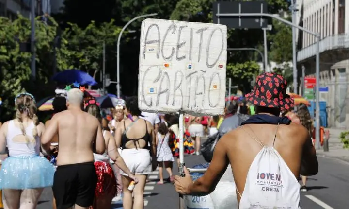 Ambulantes que se formalizaram como MEI crescem 45% em 2 anos