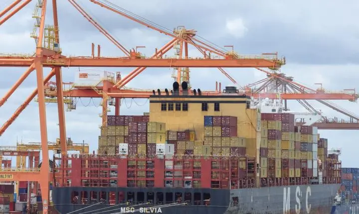 Balança comercial do Brasil atinge superávit de US$ 7 bilhões em julho impulsionada pelas exportações