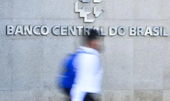 Banco Central revisa para cima projeção de crescimento do PIB para 2026
