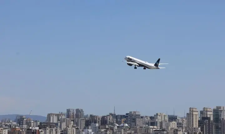 Brasil atinge marca histórica de passageiros em voos domésticos em 2026