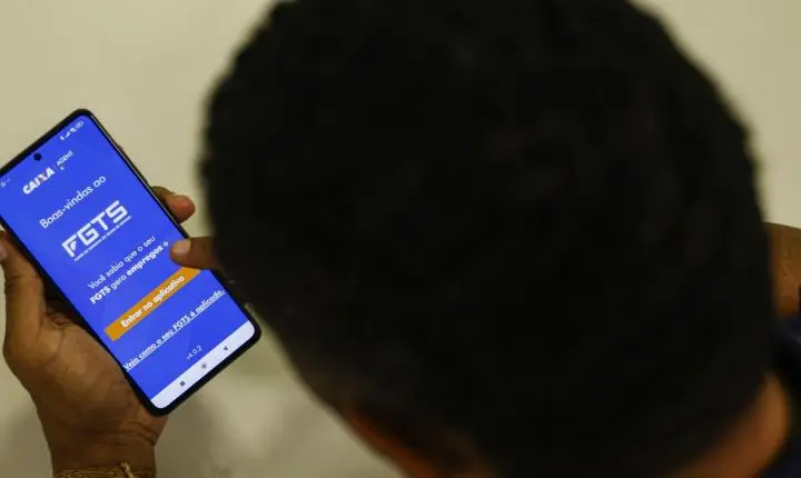 Desenrola 2.0 atrai 1,4 milhão de acessos ao aplicativo FGTS em dia de renegociação