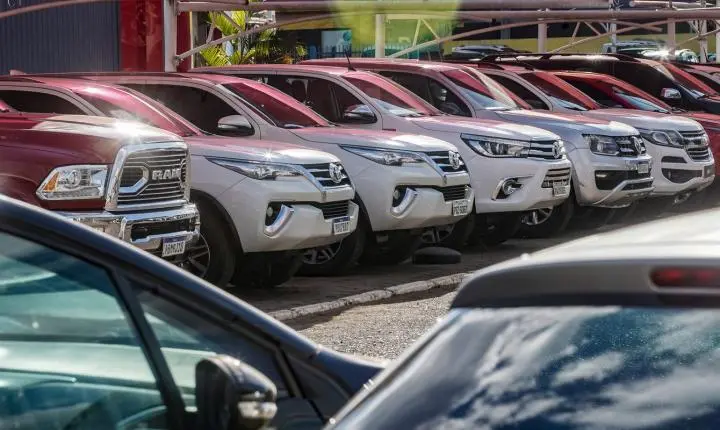 Fenabrave registra alta de 16,01% nos emplacamentos de veículos novos no primeiro semestre