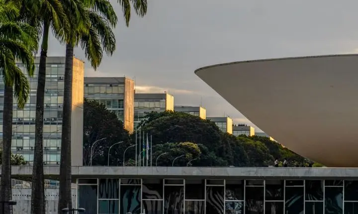 Líder do PT, Pedro Uczai passa mal e Câmara dos Deputados adia votações em plenário