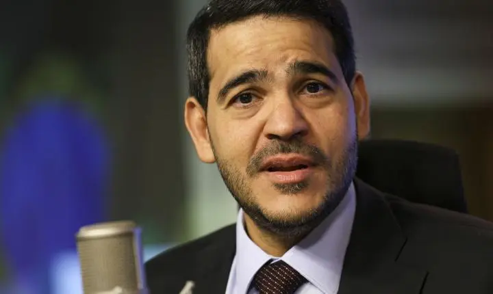 Lula anuncia nova indicação de Jorge Messias ao STF e critica rejeição do Senado