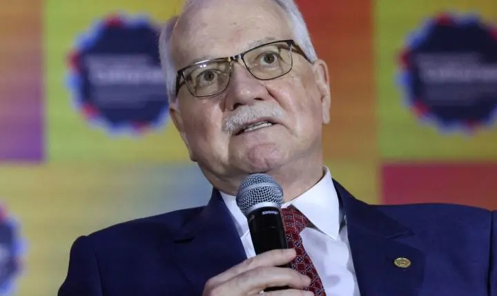 Ministro Fachin expressa preocupação com sanções internacionais que afetam a Justiça brasileira e o STF